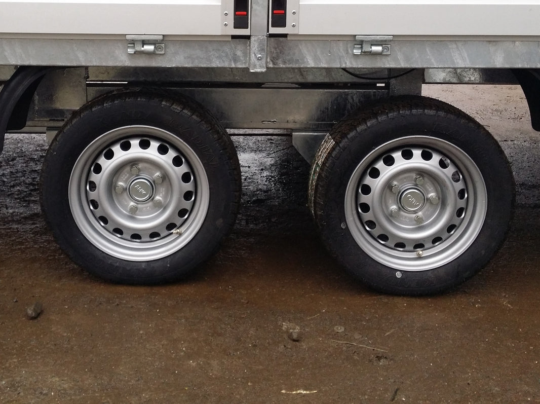 Nízkoprofilové kolesá 195/50 R13C PB2 2000 kg