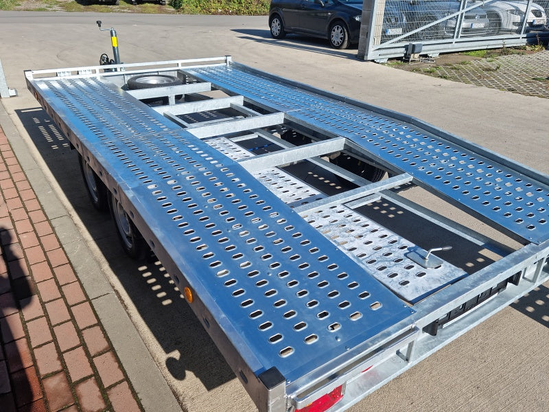 Autoprepravník  2000kg 2100x4500