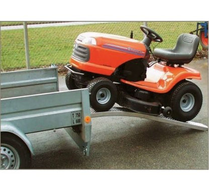 Nájazdové lyžiny 400 kg 2m lomené