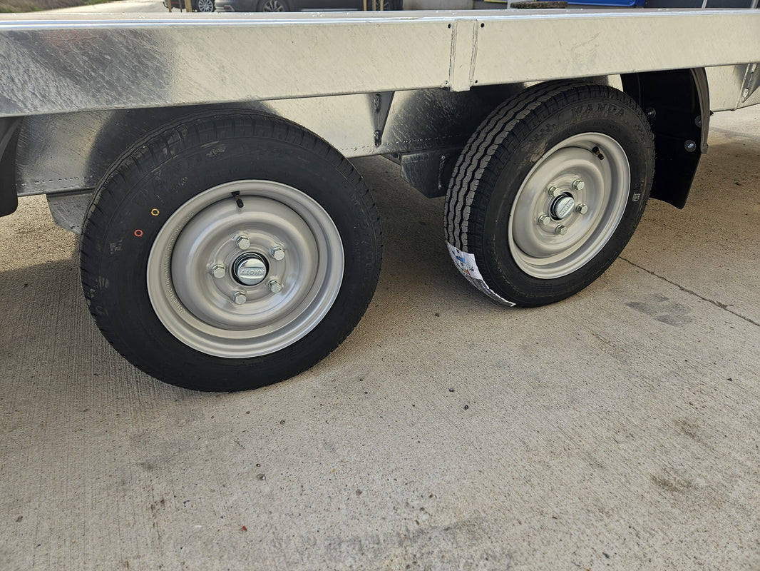 Nizkoprofilové kolesá 155/70 R12C PB2 2000 kg