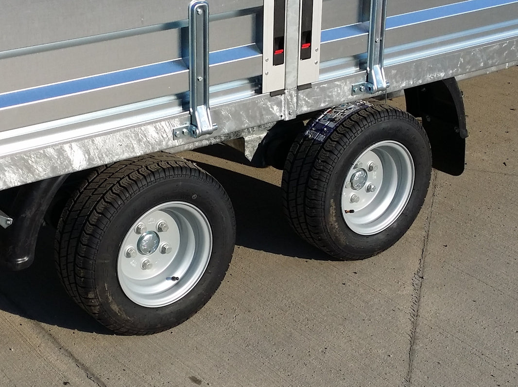 Nízkoprofilové kolesá 195/55 R10 PB2 2700 kg