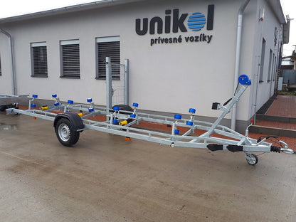 Prívesný vozík 2500 x 6000 prepravník lodí 1300 kg
