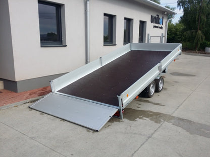 Prívesný vozík brzdený dvojnápravový výklopný hydraulický 3500kg 2100x4500