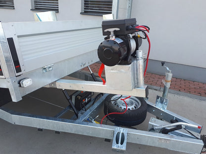 Prívesný vozík brzdený dvojnápravový výklopný hydraulický 3500kg 2100x4500