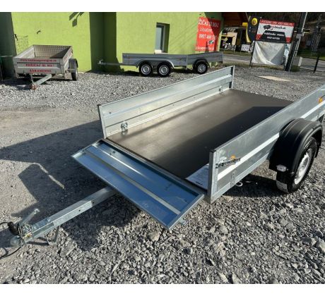 Prívesný vozík do 750 kg plechové bočnice.