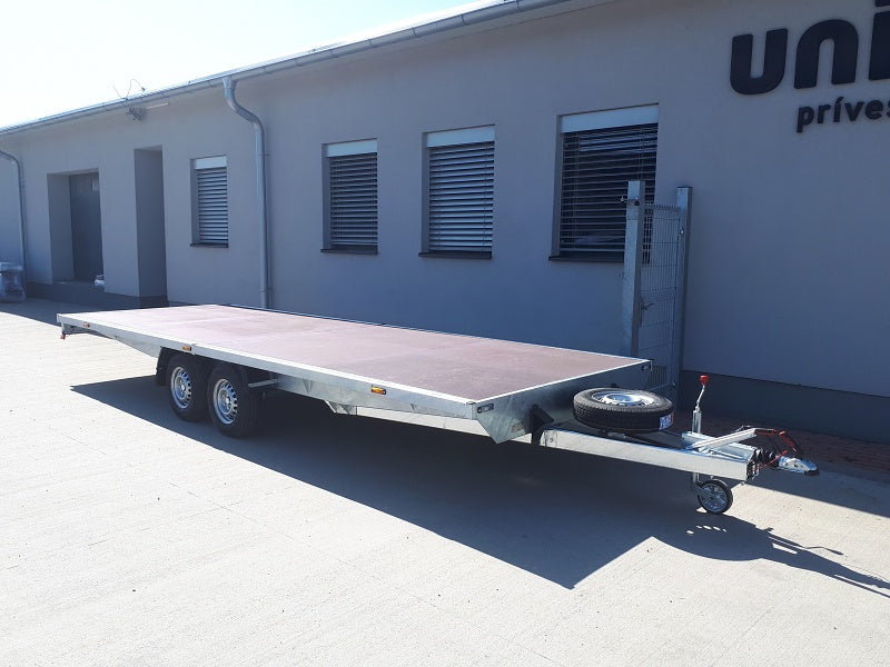 Prívesný vozík plato s kolesami pod plochou, dvojnápravový, brzdený